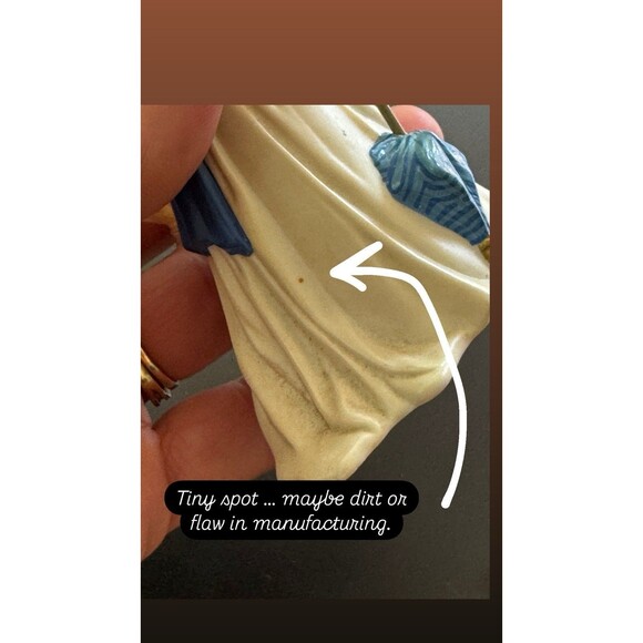 Hallmark ‘03 Gone With the Wind Ornament Scarlett O'Hara White Dress Blue Jacket - Picture 9 of 9